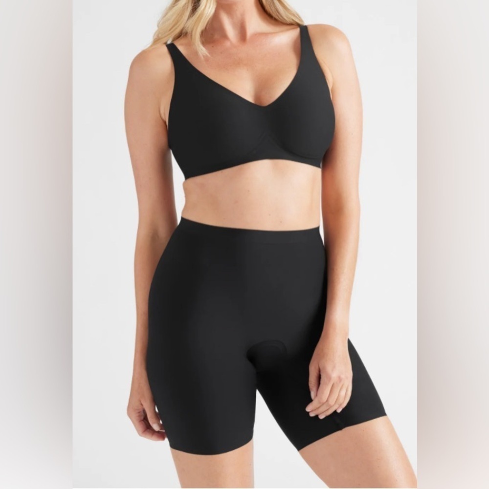 KNIX Sz L Shorts Leakproof Thigh Saver High Rise 7” Rise Side Pocket